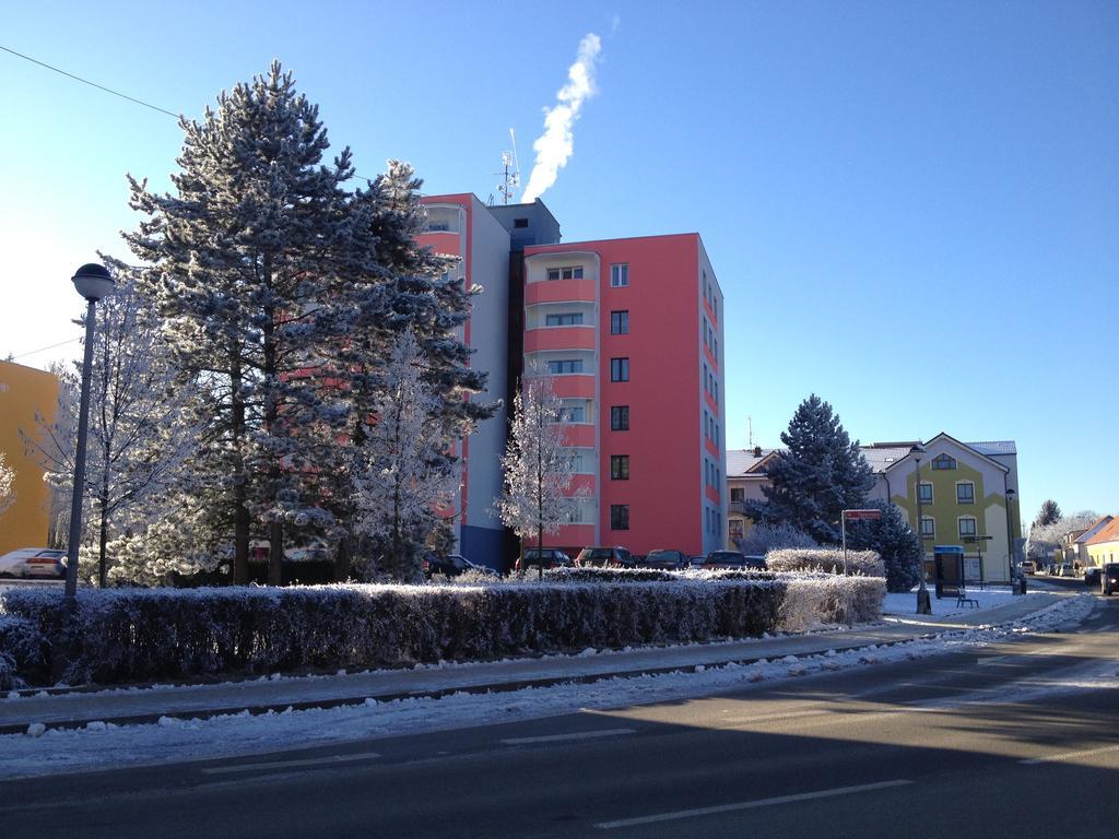 TřeboňApartman Sportovni公寓 外观 照片